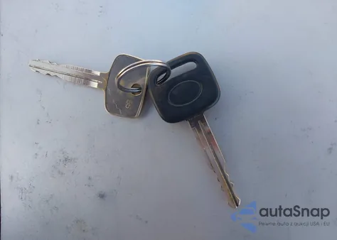 2004 Toyota Tacoma z USA, uszkodzony, nr VIN 5TEVL52N44Z371879